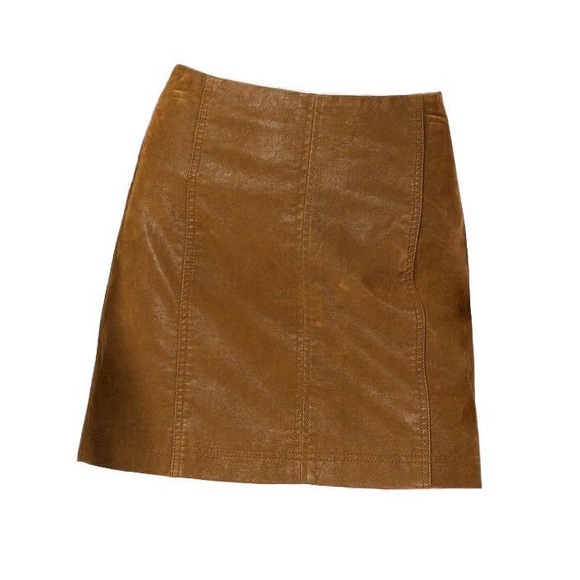 FREE PEOPLE Modern Faux Leather Mini Skirt Womenโs - Picture 2 of 5